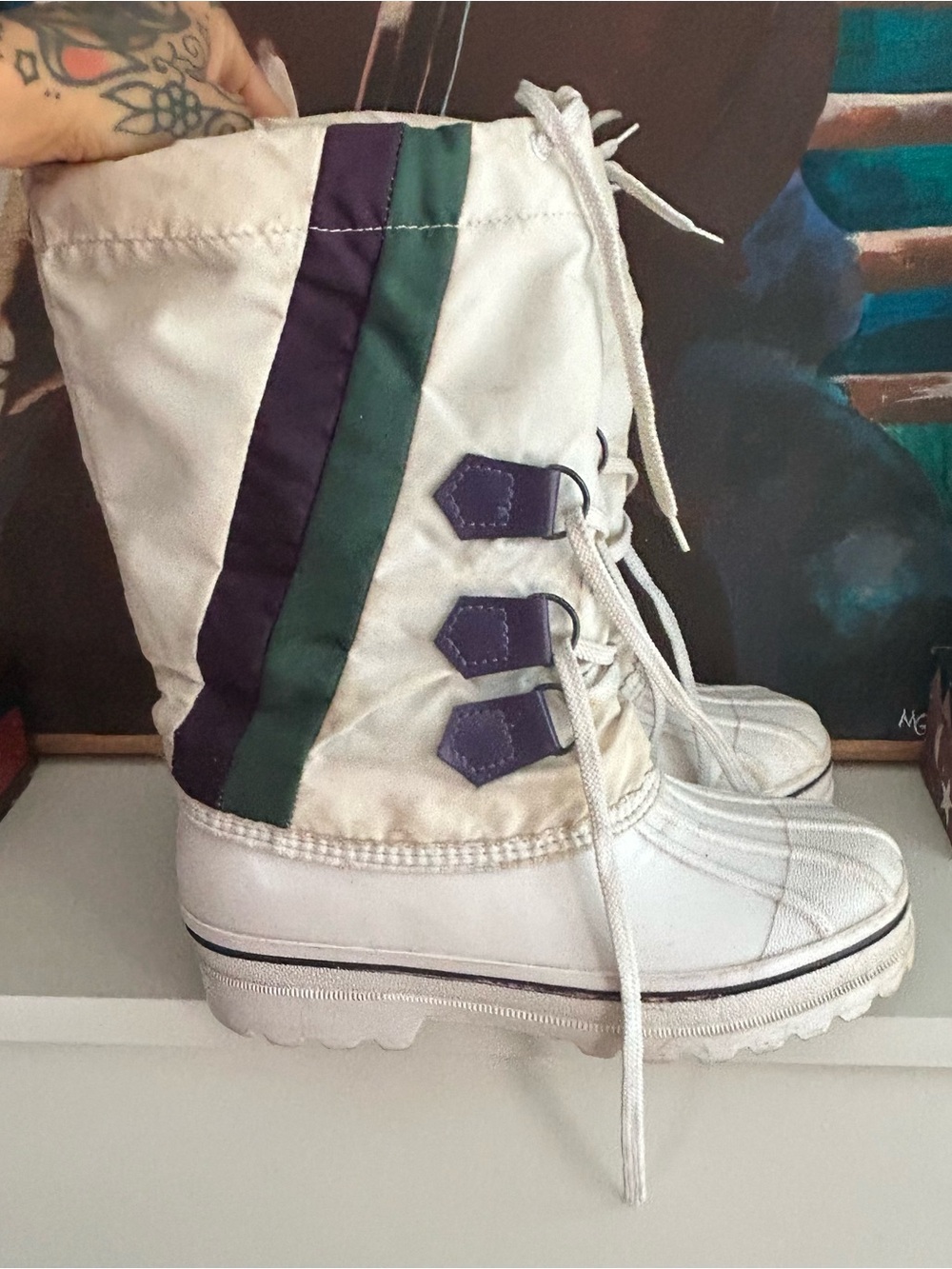 Vintage White Lace-Up Winter Snow Boots Made in Canada